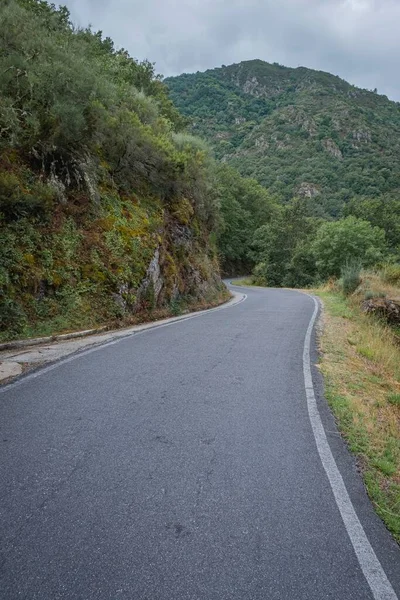 Estrada Entre Montanhas Ribeira Sacra Galiza Espanha — Fotografia de Stock