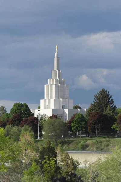 Ett Vertikalt Skott Idaho Falls Temple Jesu Kristi Kyrka Sista — Stockfoto