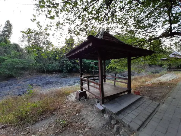 Gazebo Sitting Place Recreation Place River Yogyakarta Indonesia — Stock Photo, Image