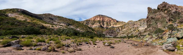 メキシコの砂漠の崖とパノラマの風景 — ストック写真