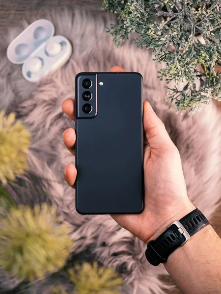 Detailní Záběr Ruky Držící Smartphone — Stock fotografie