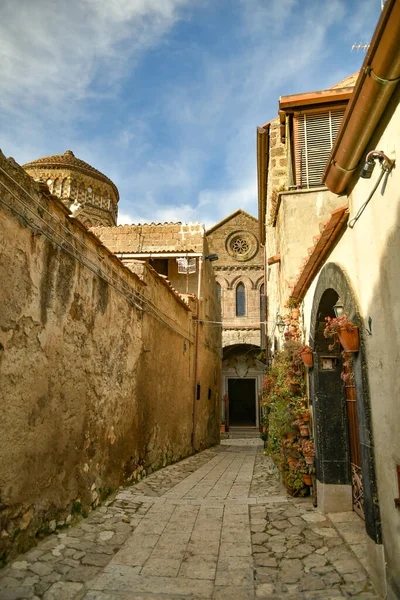 Una Stradina Tra Antiche Case Pietra Del Quartiere Più Antico — Foto Stock