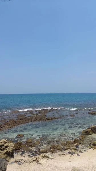 Retrato Una Playa Banten Indonesia Esta Playa Tiene Hermosas Vistas —  Fotos de Stock