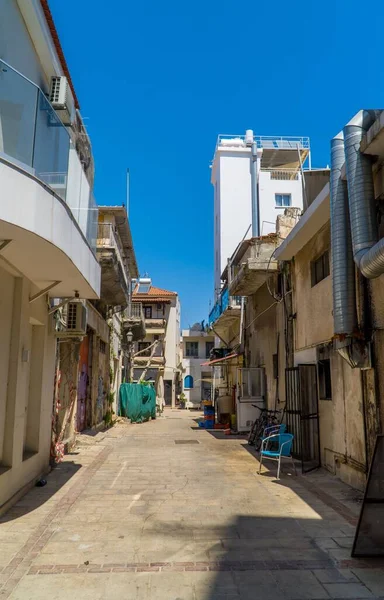 Une Ruelle Étroite Dans Centre Larnaca — Photo