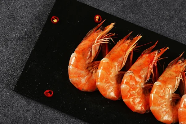 Closeup Shrimps Chili Pepper Slices — Stock Photo, Image