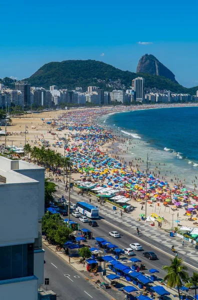 Függőleges Légi Kilátás Copacabana Beach Alatt Tiszta — Stock Fotó
