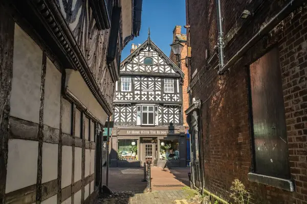 Nantwich Town Centre Halvtimrad Elizabethan Gränd Solig Kväll Cheshire Storbritannien — Stockfoto