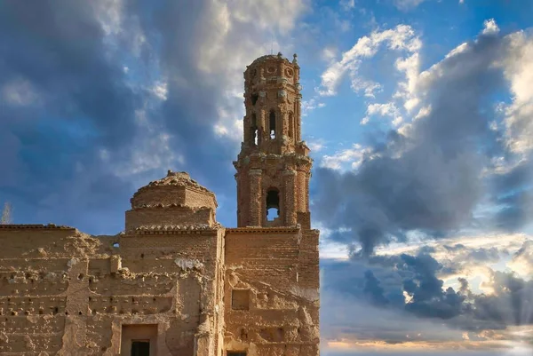 San Agustin Belchite Manastırı Spanya Savaşında Beyaz Gökyüzü Ile Yok — Stok fotoğraf