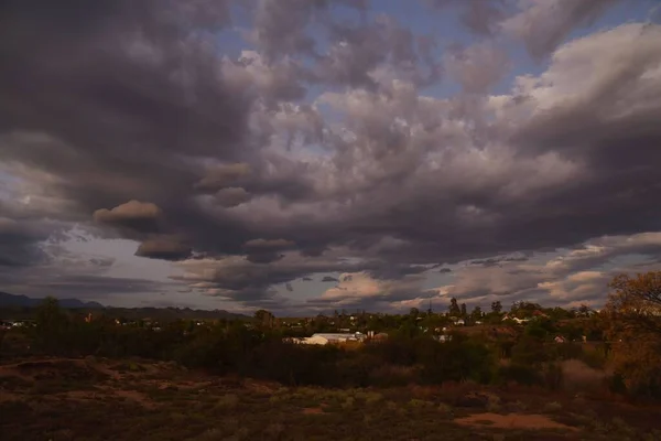 Luchtfoto Van Het Dorp Calitzdorp Klein Karoo Een Bewolkte Avond — Stockfoto