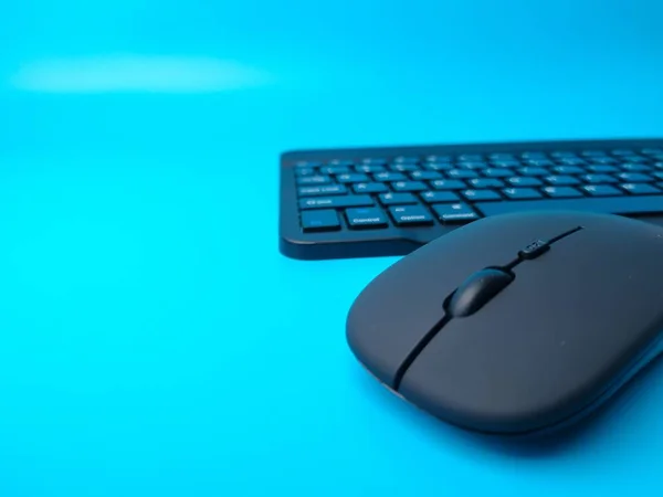 Una Tastiera Bluetooth Senza Fili Nera Mouse Senza Fili Uno — Foto Stock