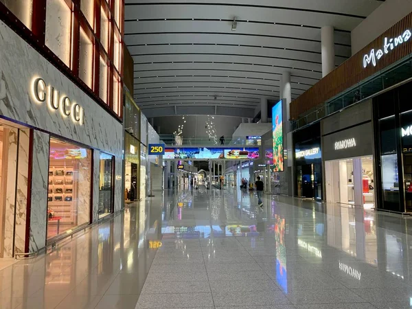 Uma Foto Interna Aeroporto Internacional Incheon Vazio Com Lojas Seul — Fotografia de Stock