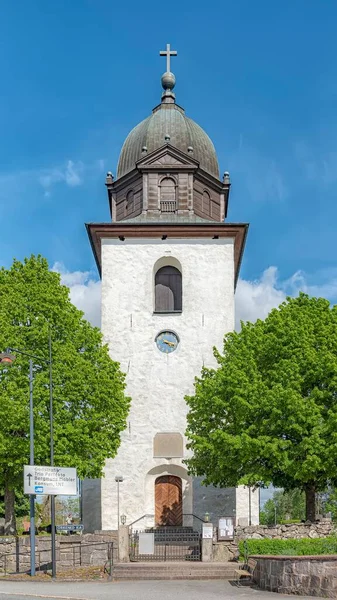 Plano Vertical Iglesia Orkened Lonsboda Suecia — Foto de Stock