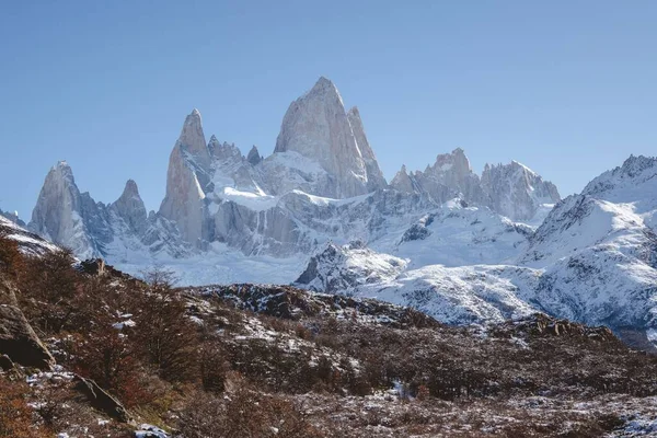 Θέα Του Χειμώνα Του Χιονισμένου Βουνού Fitz Roy Μια Ηλιόλουστη — Φωτογραφία Αρχείου