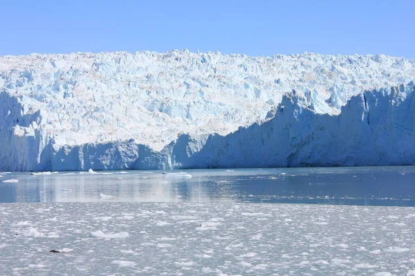 Μια Όμορφη Φωτογραφία Του Παγετώνα Eqip Sermia Στη Γροιλανδία — Φωτογραφία Αρχείου