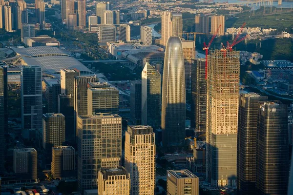 都市の高層建築物の空中写真 — ストック写真