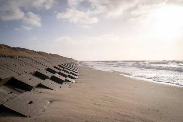 Ein Steindamm Einem Strand Zum Schutz Vor Erosion — Stockfoto