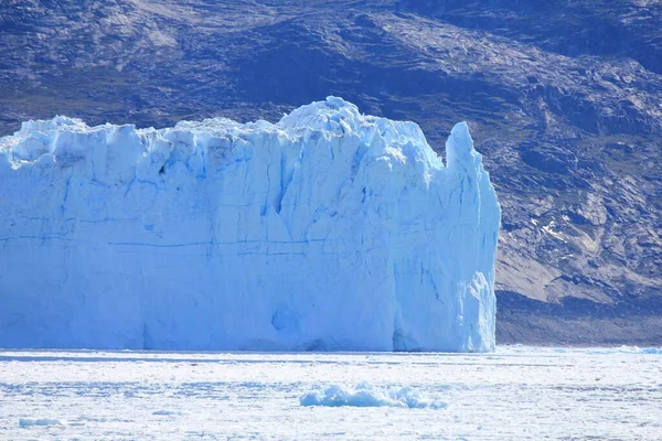 Μια Όμορφη Φωτογραφία Του Παγετώνα Eqip Sermia Στη Γροιλανδία — Φωτογραφία Αρχείου