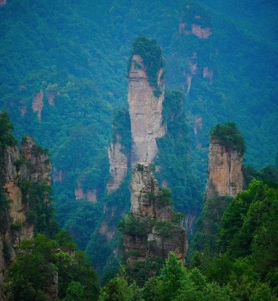 Egy Gyönyörű Felvétel Zhangjiajie Nemzeti Parkról — Stock Fotó