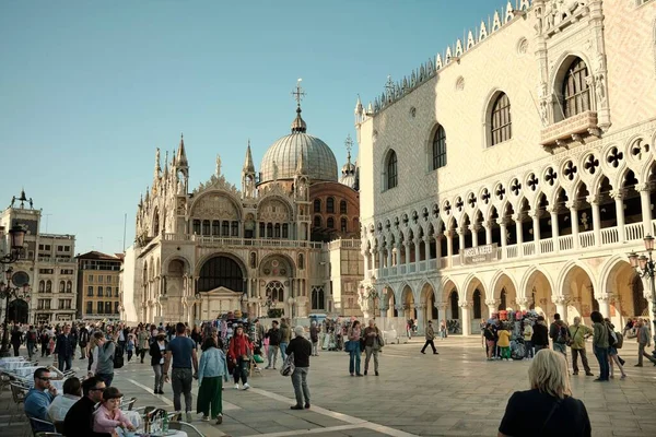 Живописный Вид Площадь Сан Марко Венеция Италия Полный Туристов — стоковое фото