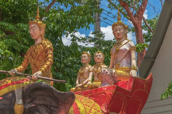 Una Hermosa Escultura Wat Phai Rong Wua Cielo Templo Del —  Fotos de Stock