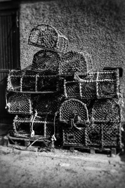 Μια Κάθετη Λήψη Ενός Σωρού Από Κλουβιά Αλιείας Από Έναν — Φωτογραφία Αρχείου