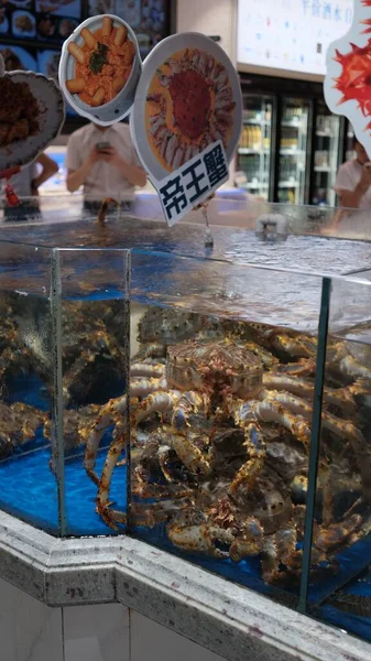 Uitzicht Krabben Een Aquarium Vismarkt — Stockfoto