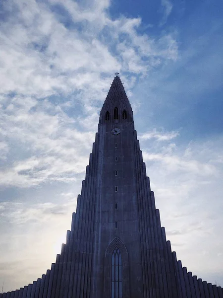 Uma Vista Iglesia Hallgrimskirkja Igreja Paroquial Reykjavik Islândia — Fotografia de Stock