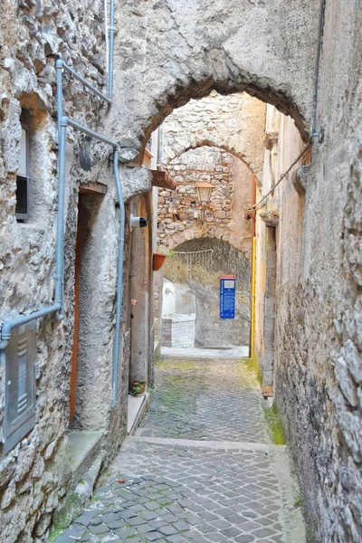 Une Rue Étroite Avec Vieilles Maisons Guarcino Village Près Rome — Photo