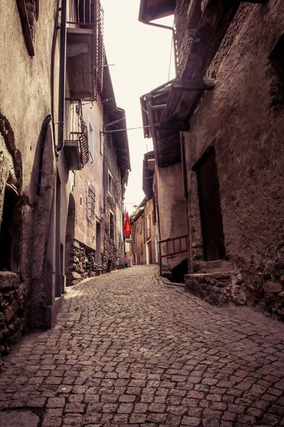 Une Rue Étroite Dans Vieux Village Morcone Dans Province Bénévent — Photo