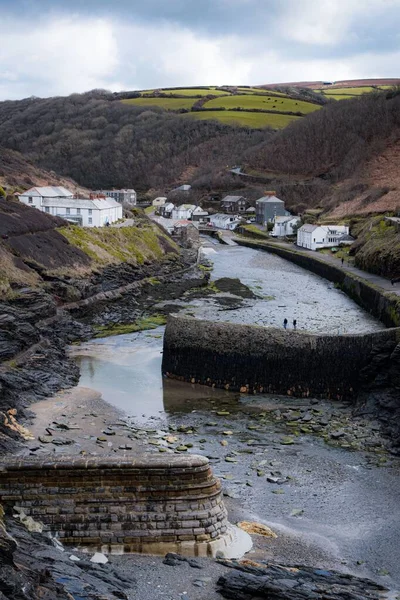 Colpo Verticale Del Pittoresco Villaggio Boscastle Sulla Costa Nord Della — Foto Stock