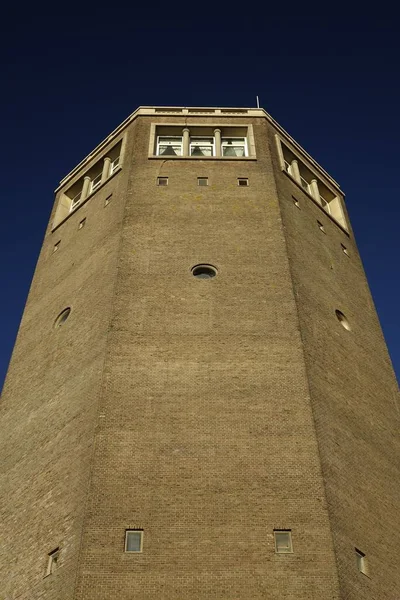 Eine Vertikale Flachbild Aufnahme Eines Turms Zandvoort Nordholland Niederlande — Stockfoto