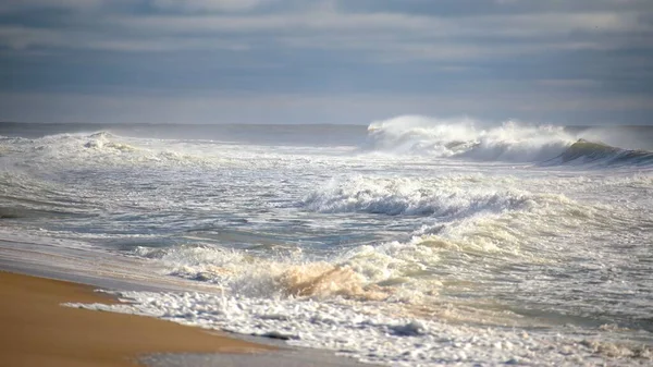 Cliché Des Vagues Eau Avec Mousse — Photo