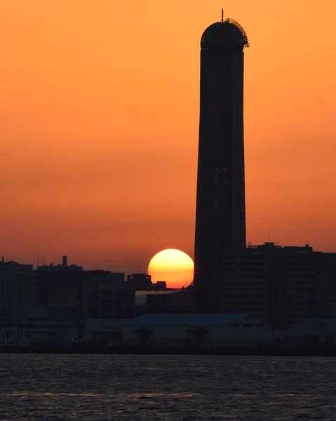 Ein Schöner Blick Auf Eine Stadtlandschaft Bei Sonnenuntergang Mit Einem — Stockfoto