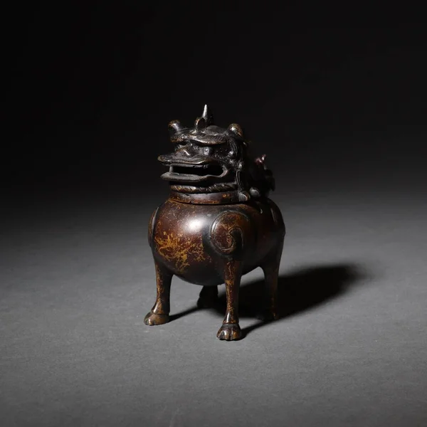 古代中国のブロンズ像のクローズアップショット — ストック写真