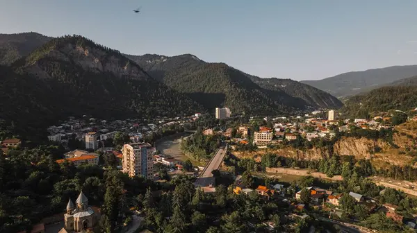 Μια Όμορφη Θέα Του Borjomi Townscape Στη Γεωργία — Φωτογραφία Αρχείου