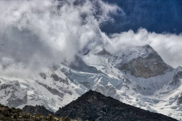 Vacker Utsikt Över Berget Huascaran Västra Peruanska Anderna Med Glaciär — Stockfoto
