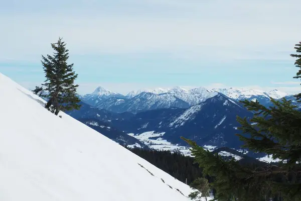 Almanya Daki Güzel Jochberg Sıradağları Karlı Sınırlarıyla — Stok fotoğraf