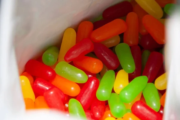 Coloridos Trozos Caramelo Masticable Una Gran Bolsa Resellable — Foto de Stock