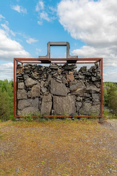 Uitzicht Een Stenen Koffer Het Black Mountains Outdoor Museum Hagghult — Stockfoto