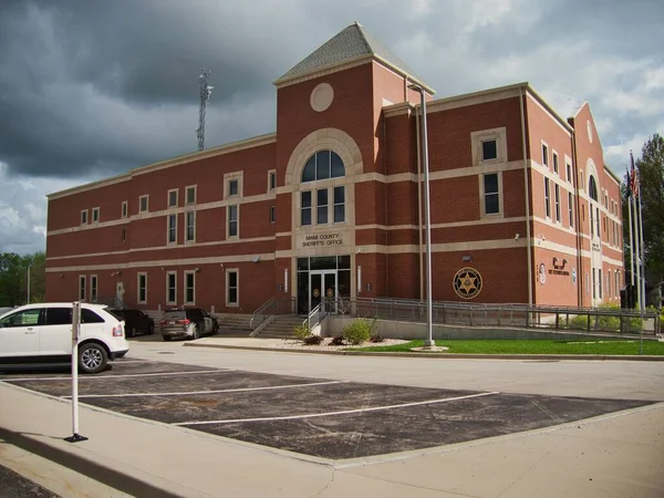 Ein Blick Auf Die Fassade Des Miami County Sheriff Department — Stockfoto