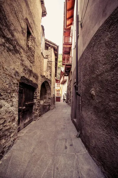 Une Rue Étroite Dans Vieux Village Morcone Dans Province Bénévent — Photo