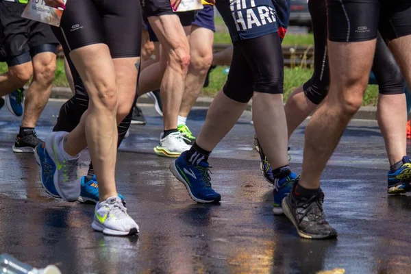 Pernas Dos Participantes 2022 Wings Life World Run Poznan Polônia — Fotografia de Stock