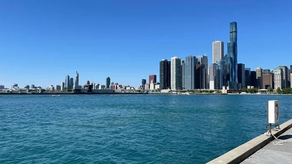 Чикагский Горизонт Фоне Голубого Неба Солнечный День — стоковое фото