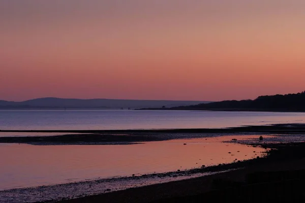 Μια Όμορφη Θέα Της Παραλίας Calshot Στο Ηλιοβασίλεμα — Φωτογραφία Αρχείου