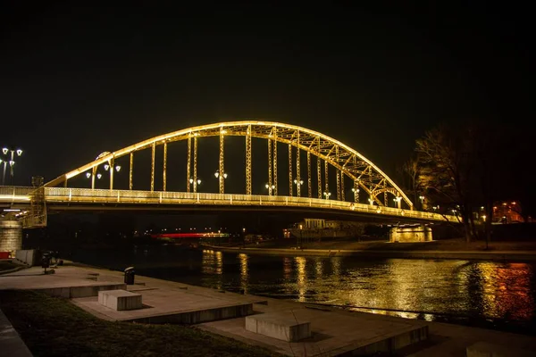 Sebuah Foto Malam Hari Dari Jembatan Kossuth Gyor Hungaria — Stok Foto