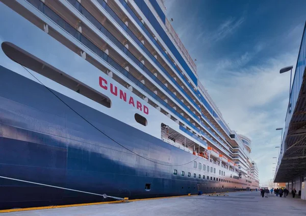 Closeup Queen Victoria Cruise Ship Berthed Alesund Norway — Stock Photo, Image