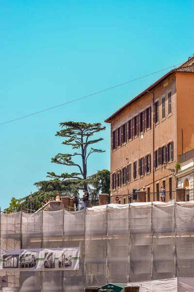 Voorgevel Van Een Gebouw Aanbouw Rome Italië — Stockfoto