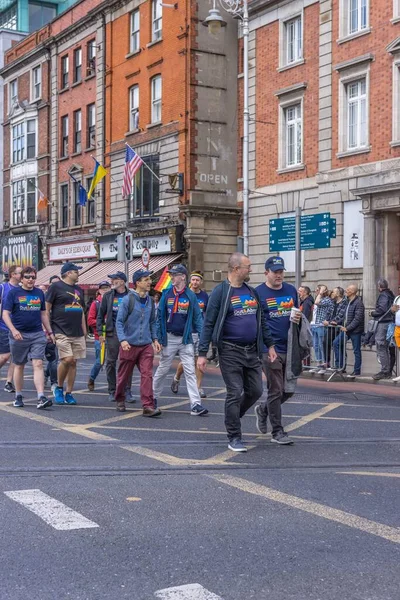 Der Marsch Von Out Beim Pride Festival Dublin Irland — Stockfoto