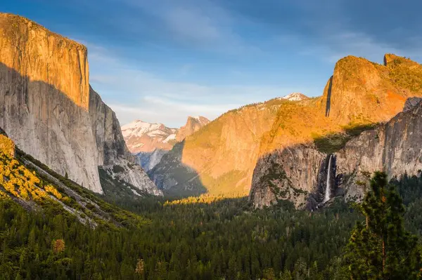 Scenic View Forest Valleys Tunnel View Yosemite National Park Sunrise — Stock Photo, Image