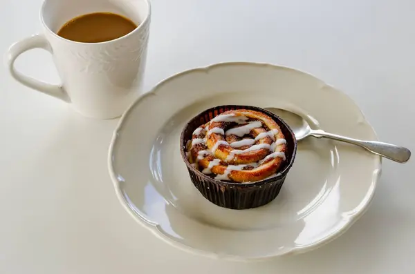 Dänisches Frühstücksgebäck Mit Tasse Kaffee — Stockfoto